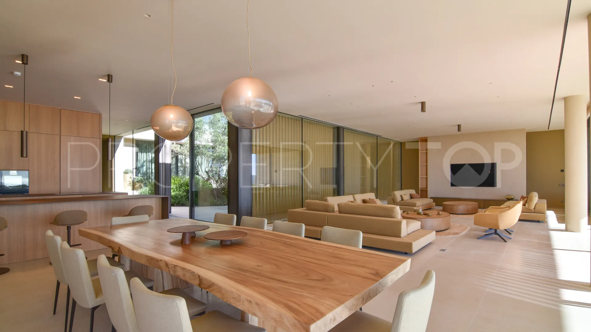 For sale villa in La Reserva