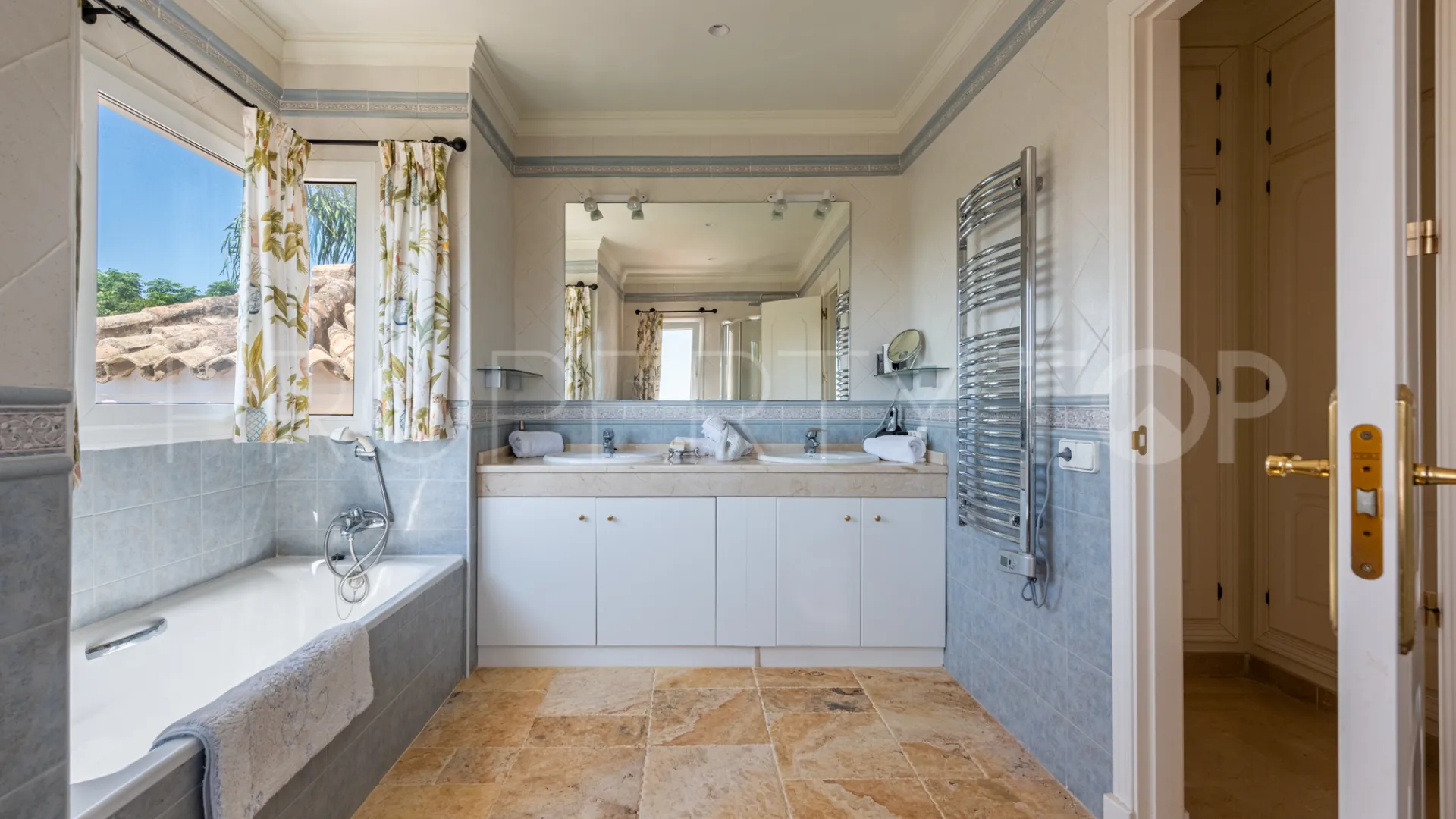 Comprar villa en Sotogrande Alto de 5 dormitorios