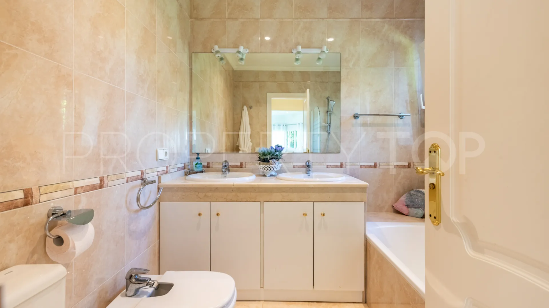 Comprar villa en Sotogrande Alto de 5 dormitorios