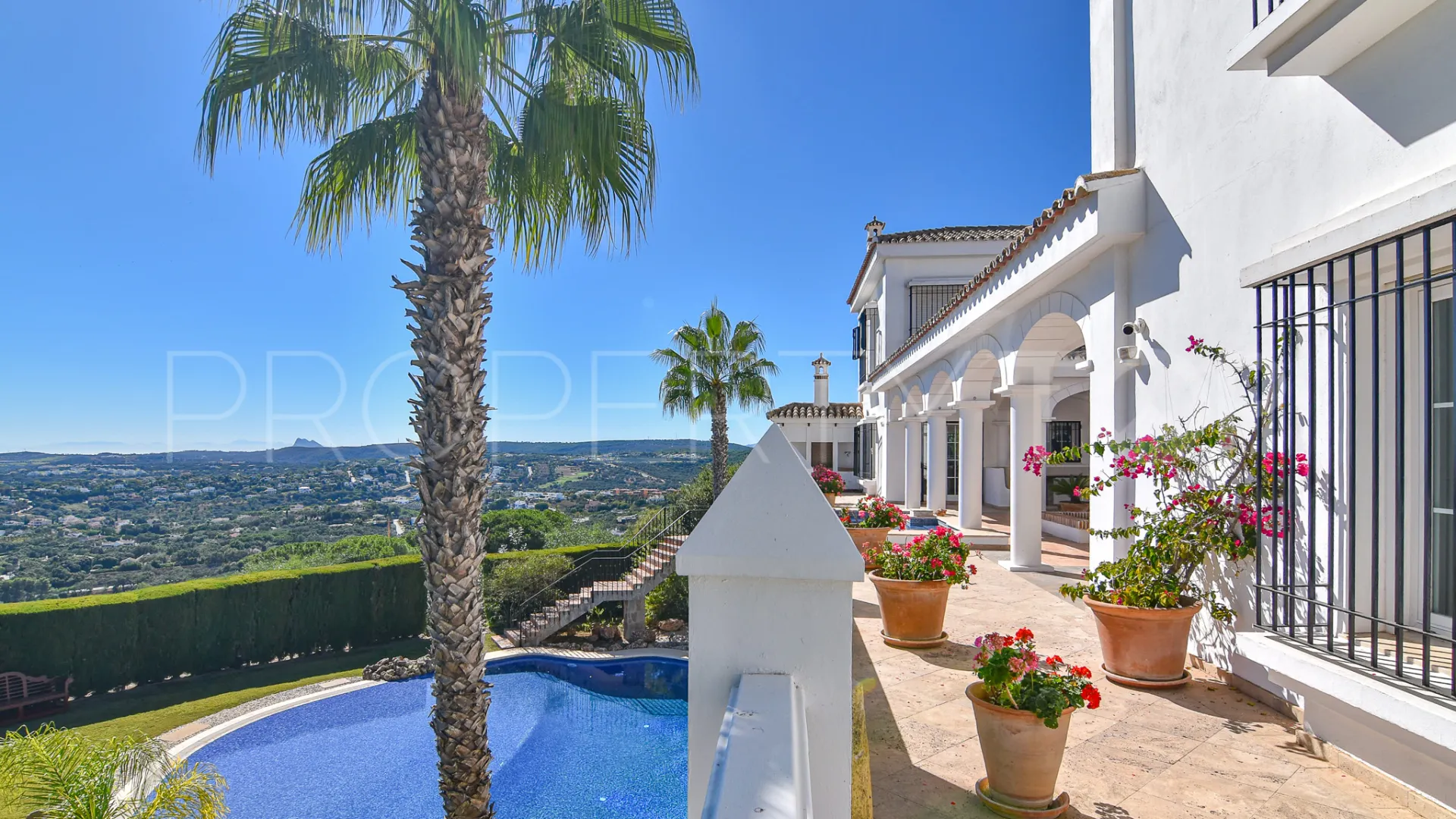 7 bedrooms villa for sale in La Reserva