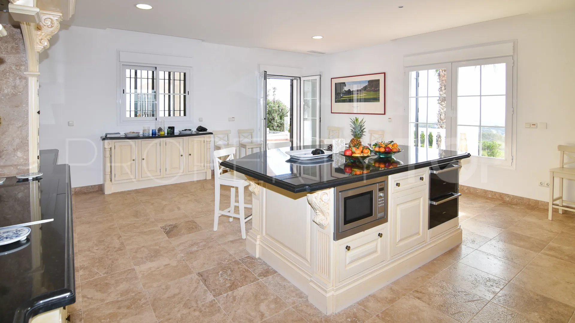 7 bedrooms villa for sale in La Reserva
