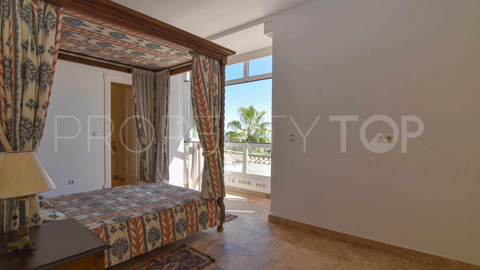 7 bedrooms villa for sale in La Reserva