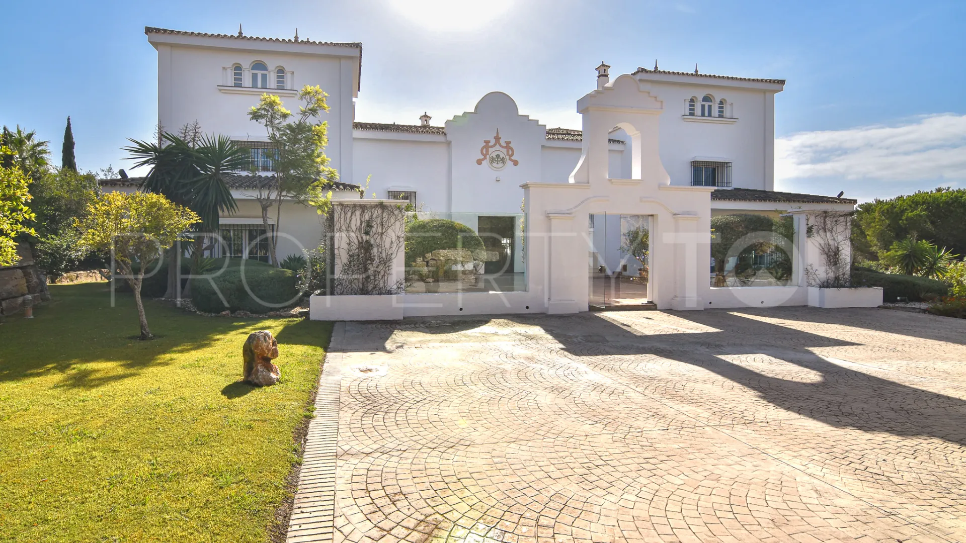 7 bedrooms villa for sale in La Reserva