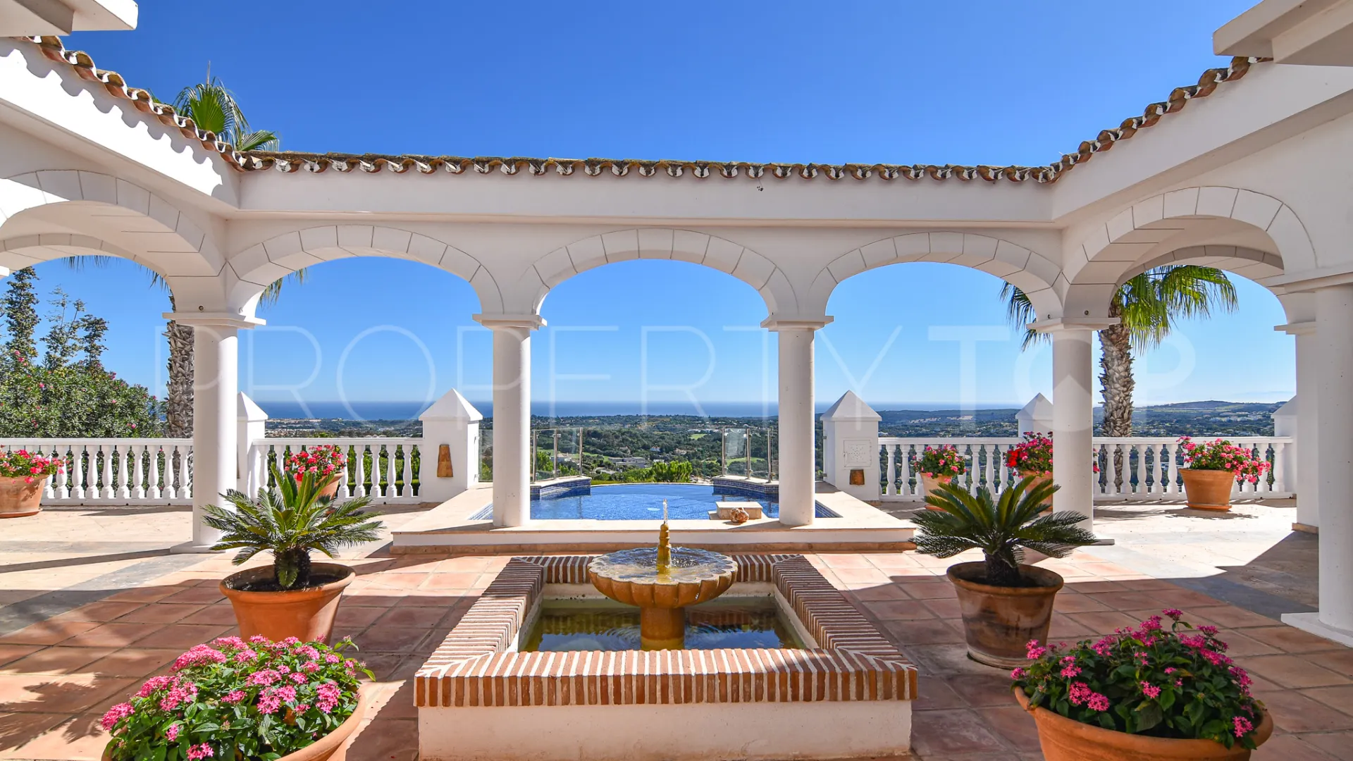 7 bedrooms villa for sale in La Reserva