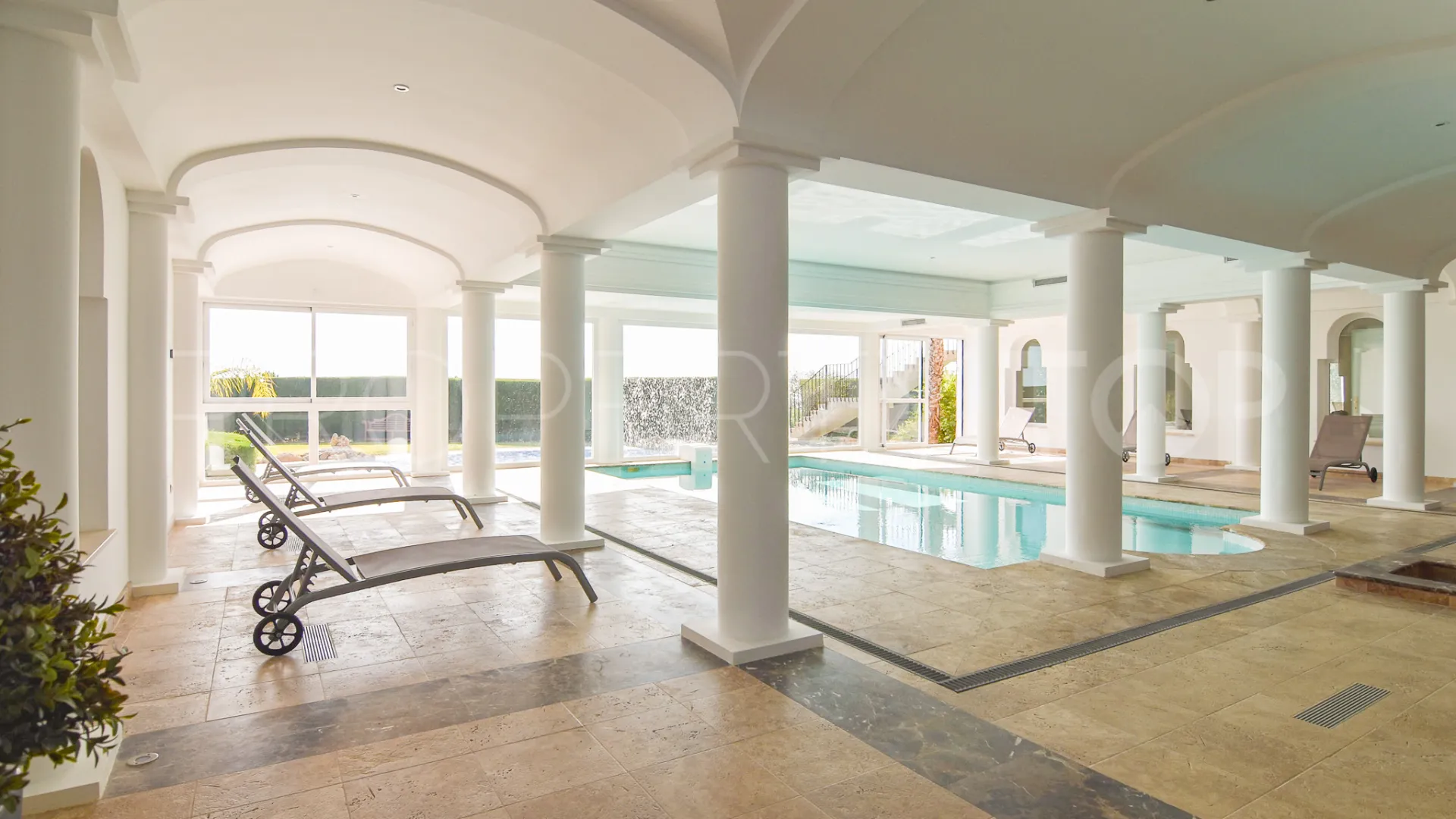 7 bedrooms villa for sale in La Reserva