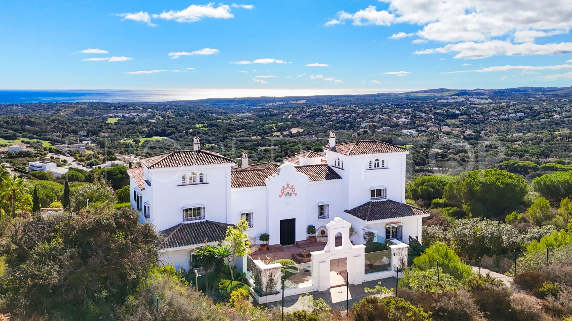 Villa de 7 dormitorios a la venta en La Reserva
