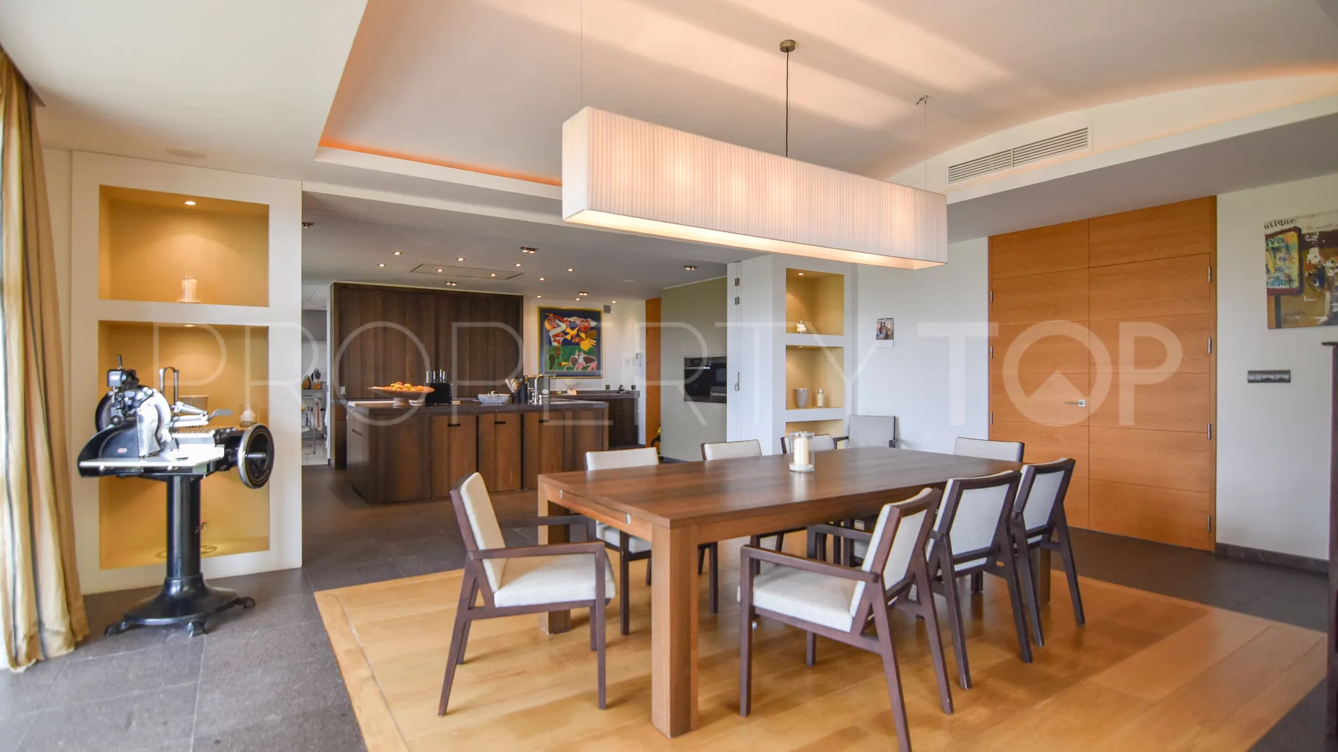 Villa for sale in La Reserva