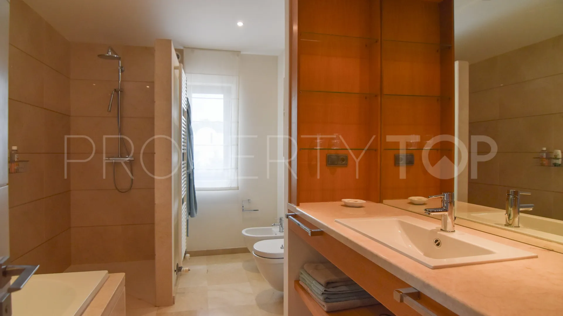 Villa for sale in La Reserva