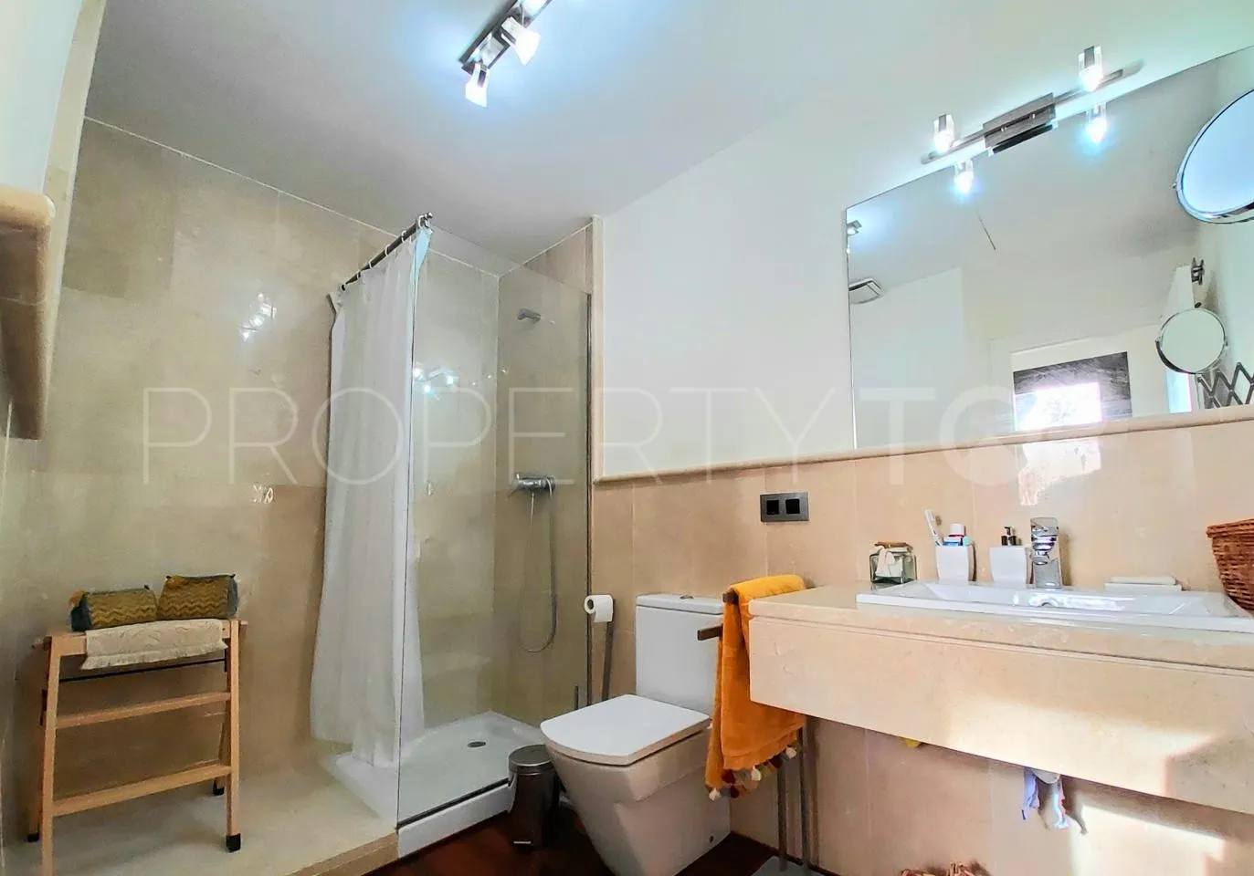 For sale villa in Torreguadiaro