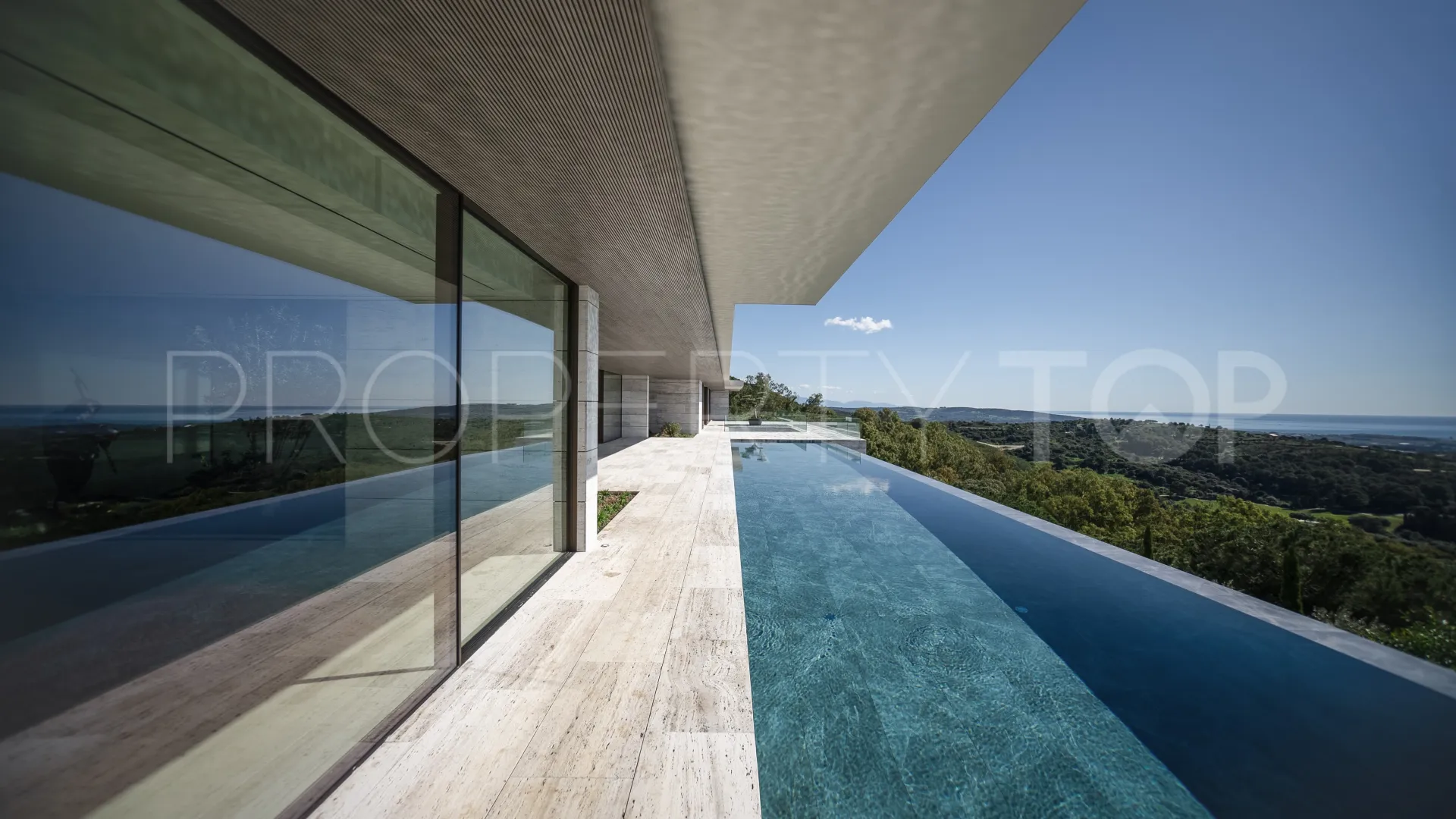 Se vende villa con 7 dormitorios en La Reserva