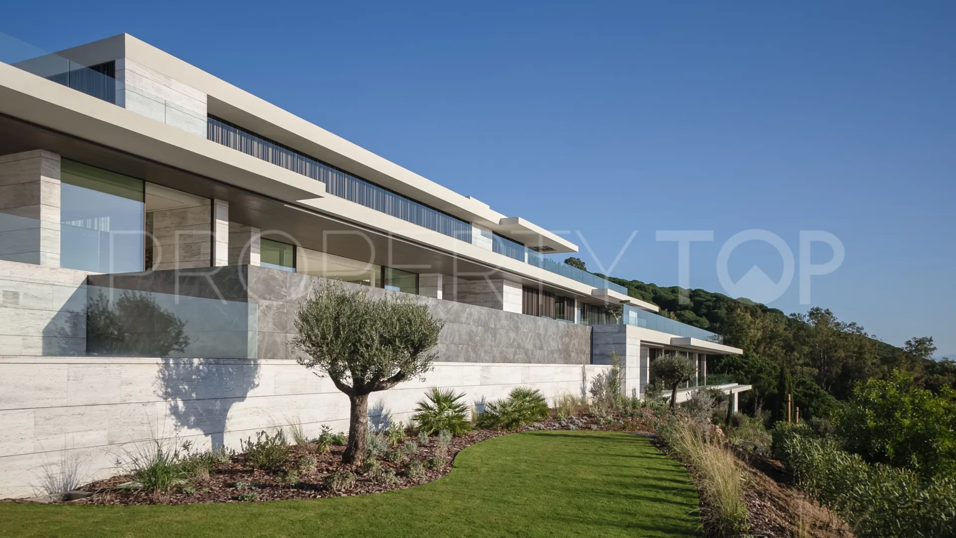 Se vende villa con 7 dormitorios en La Reserva