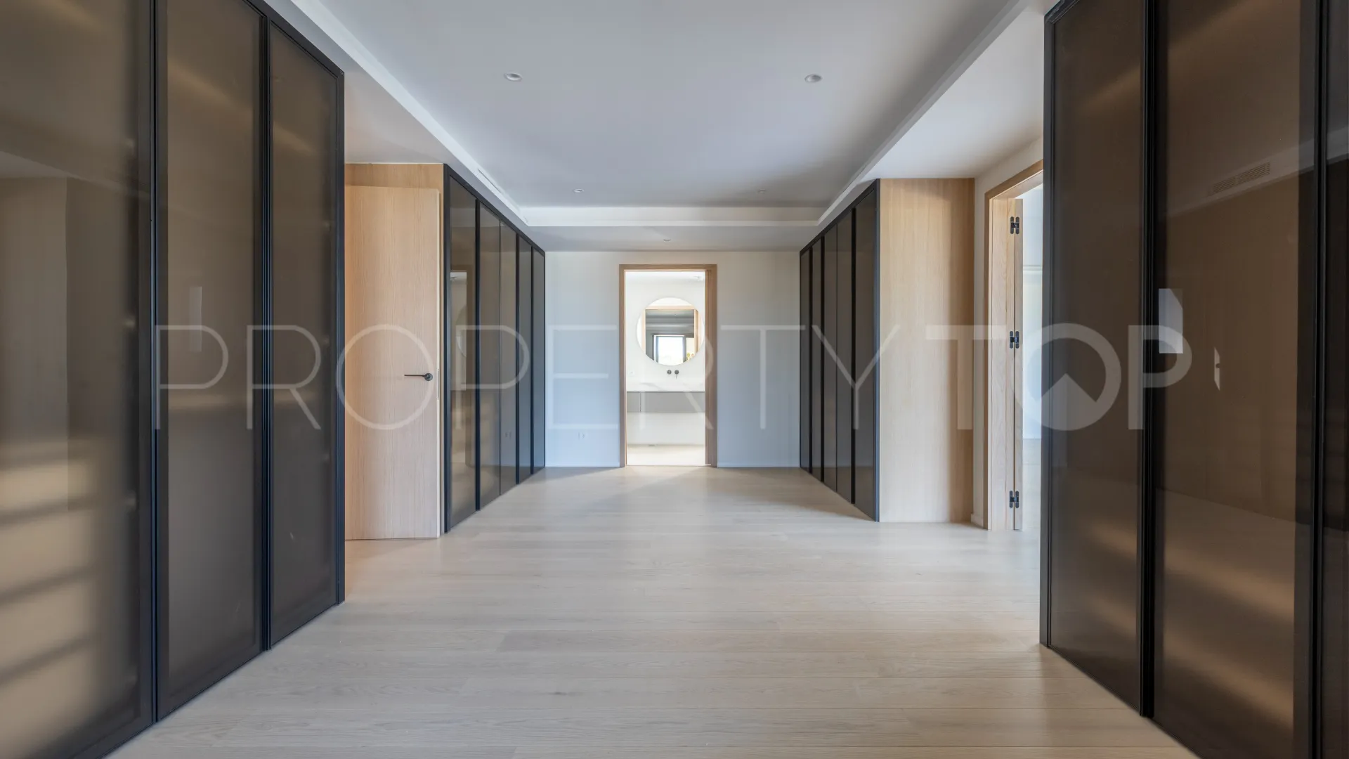 Villa con 8 dormitorios en venta en Sotogrande Alto