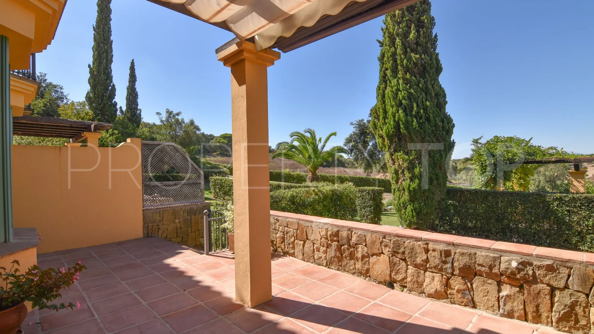 For sale 3 bedrooms town house in Almenara Golf