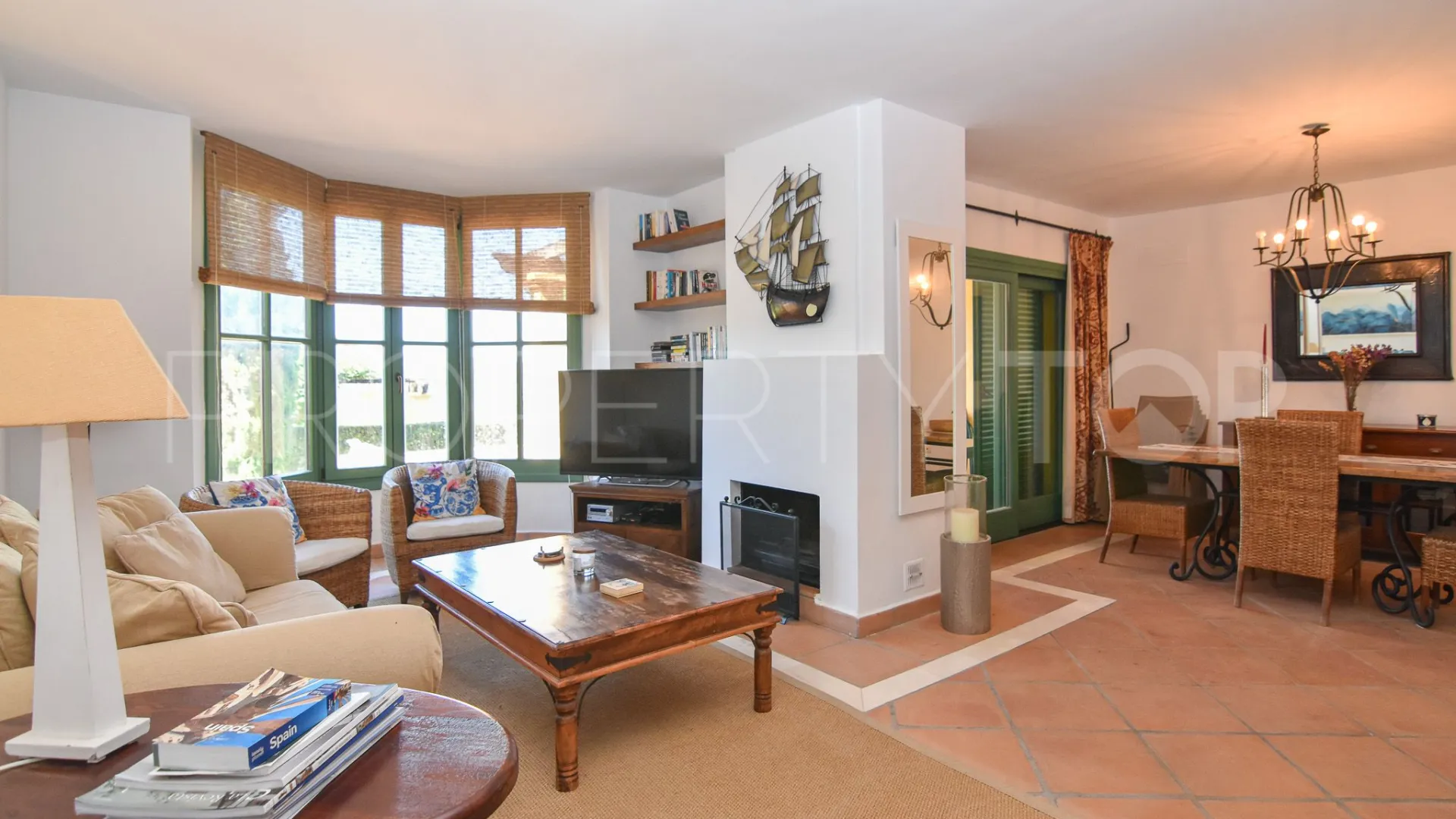 For sale 3 bedrooms town house in Almenara Golf