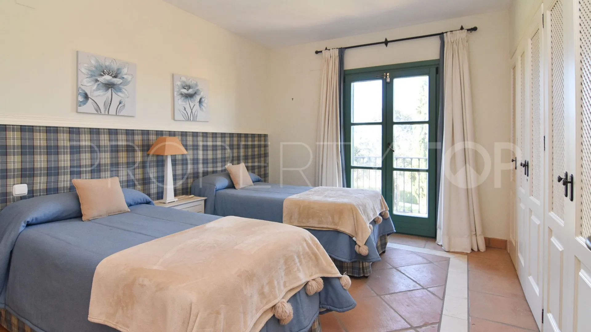 For sale 3 bedrooms town house in Almenara Golf