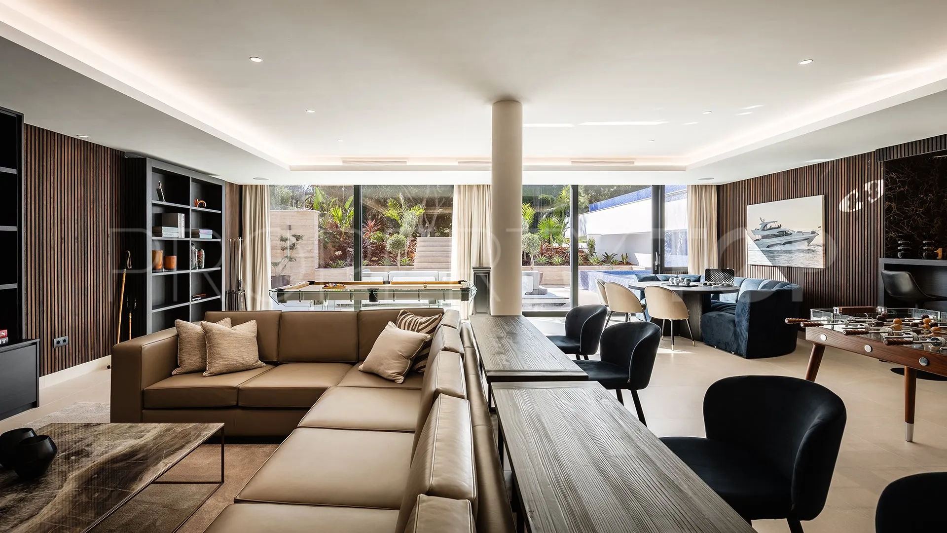 Villa for sale in Kings & Queens