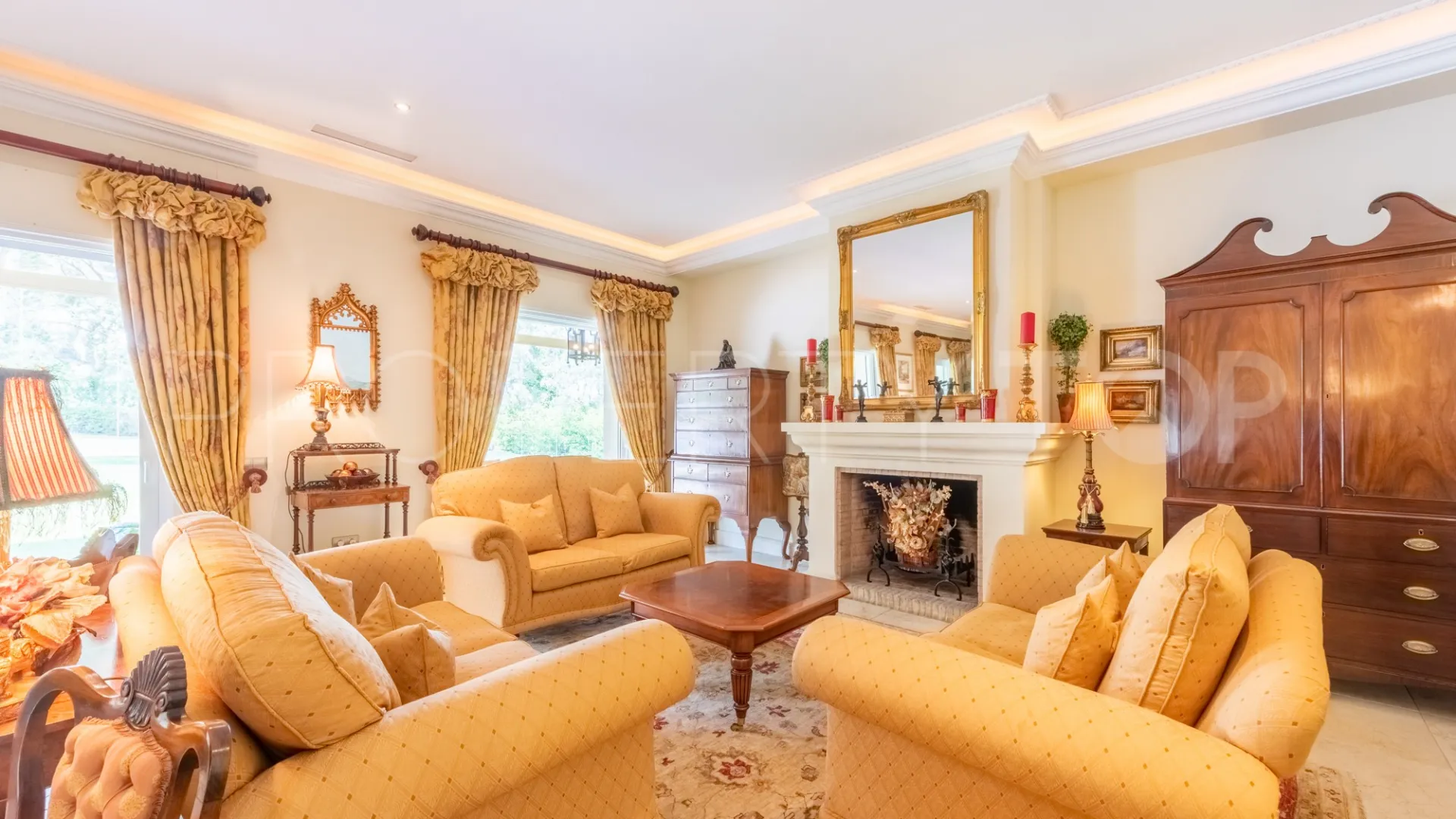 San Roque Club, villa en venta con 7 dormitorios