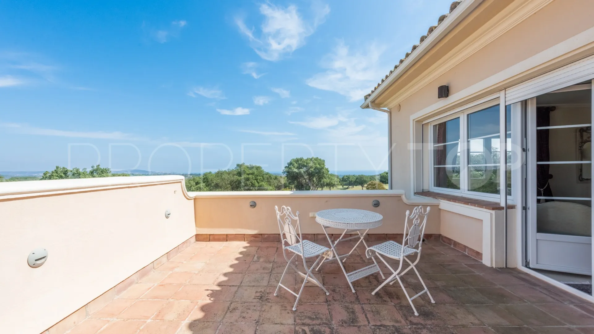 San Roque Club, villa en venta con 7 dormitorios