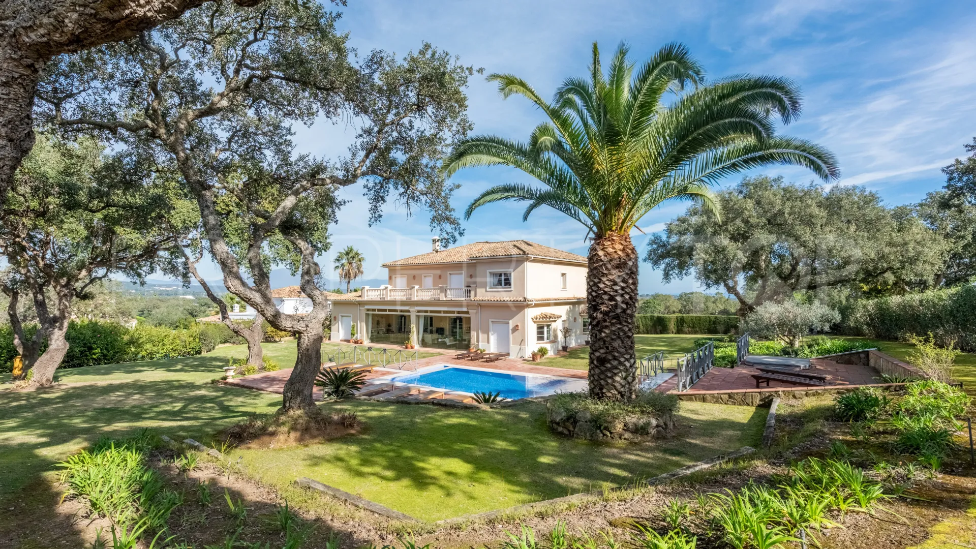 San Roque Club, villa en venta con 7 dormitorios