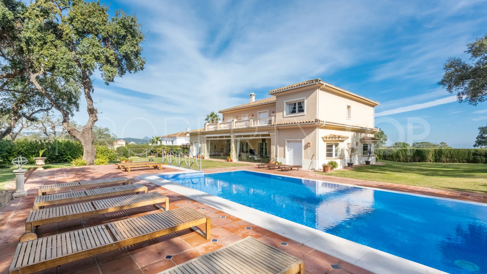 San Roque Club, villa en venta con 7 dormitorios