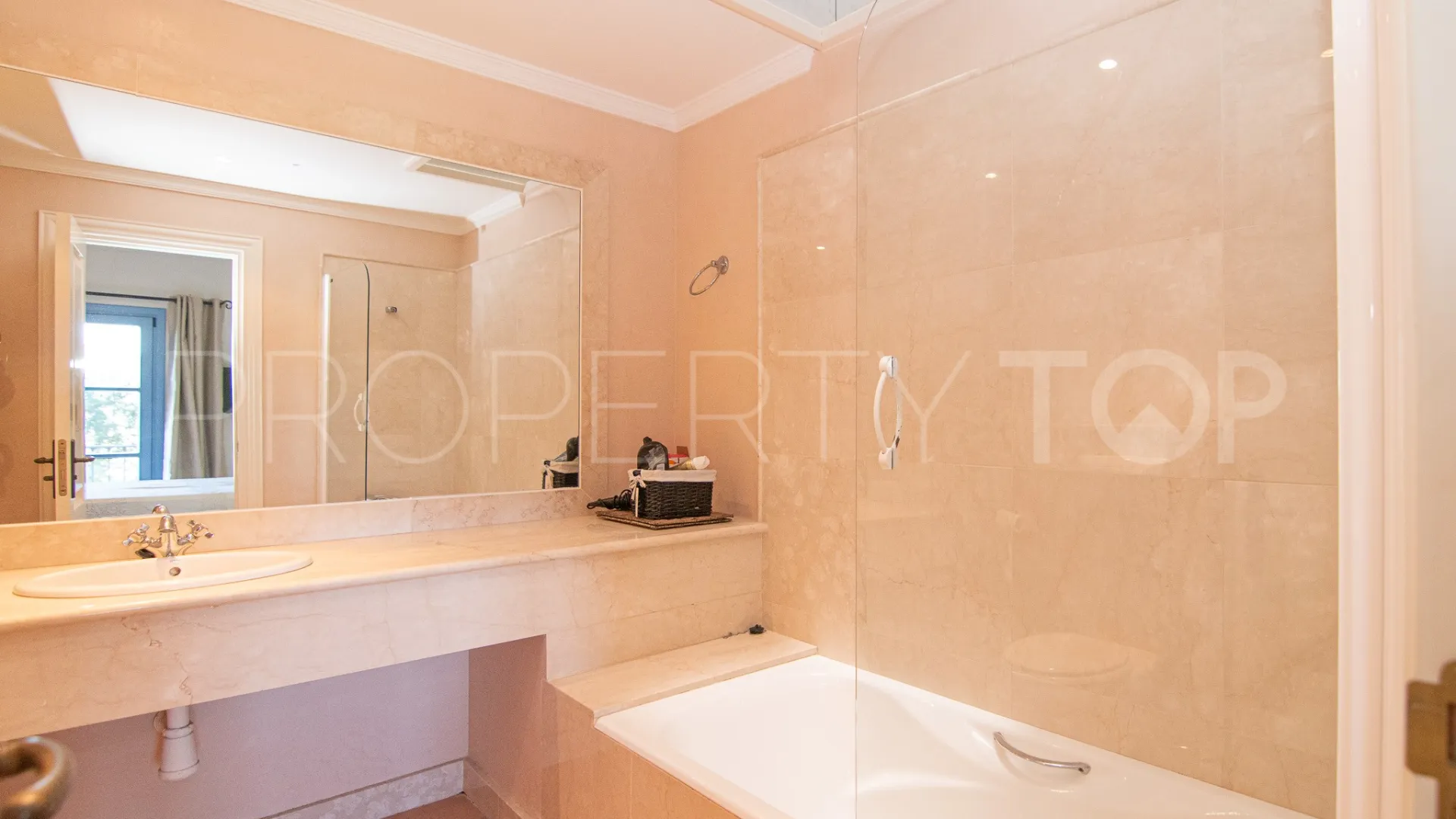 Sotogrande Alto, pareado en venta
