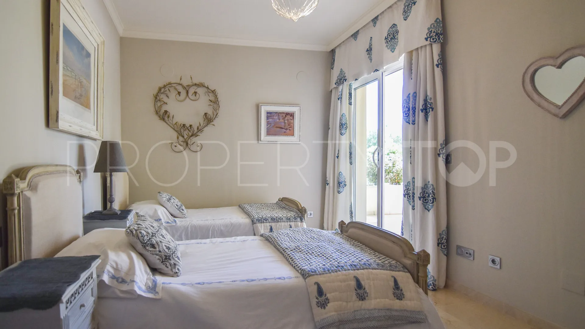 Apartamento planta baja en venta en San Roque Club de 3 dormitorios