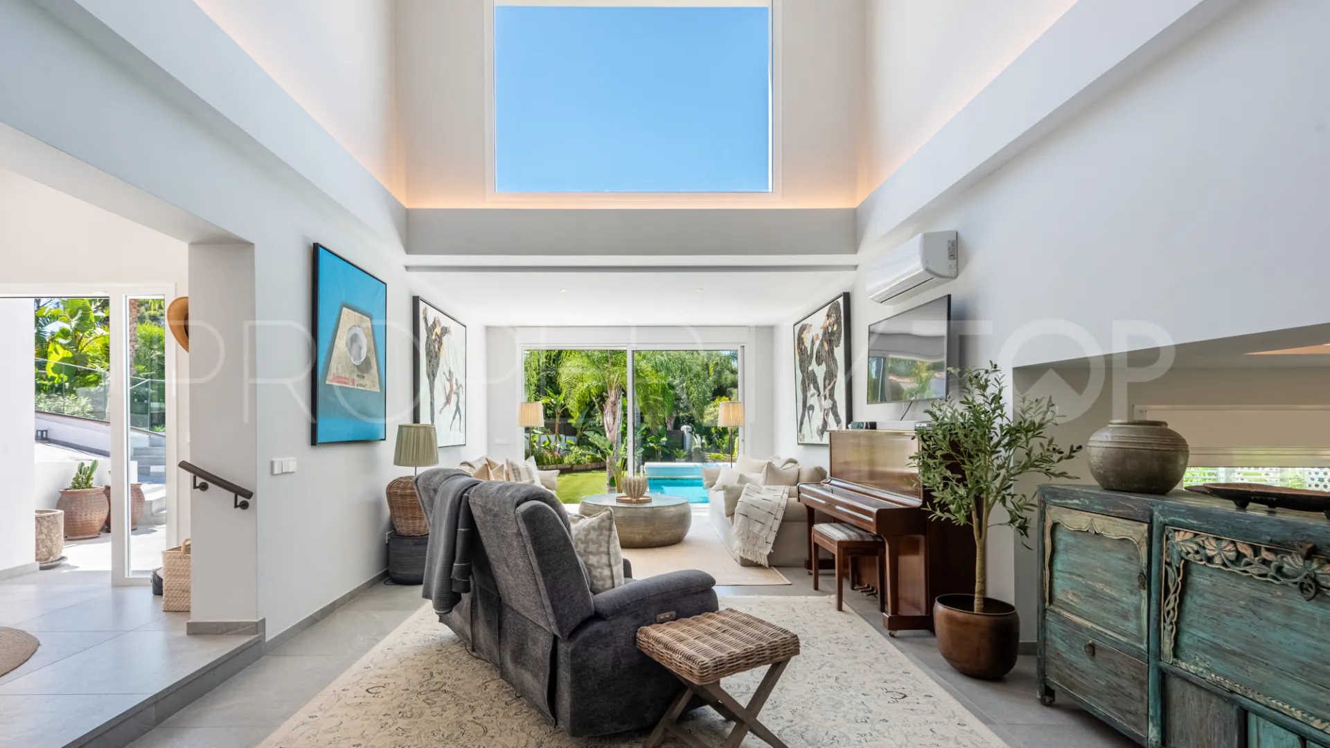 Villa a la venta de 5 dormitorios en Sotogrande Costa