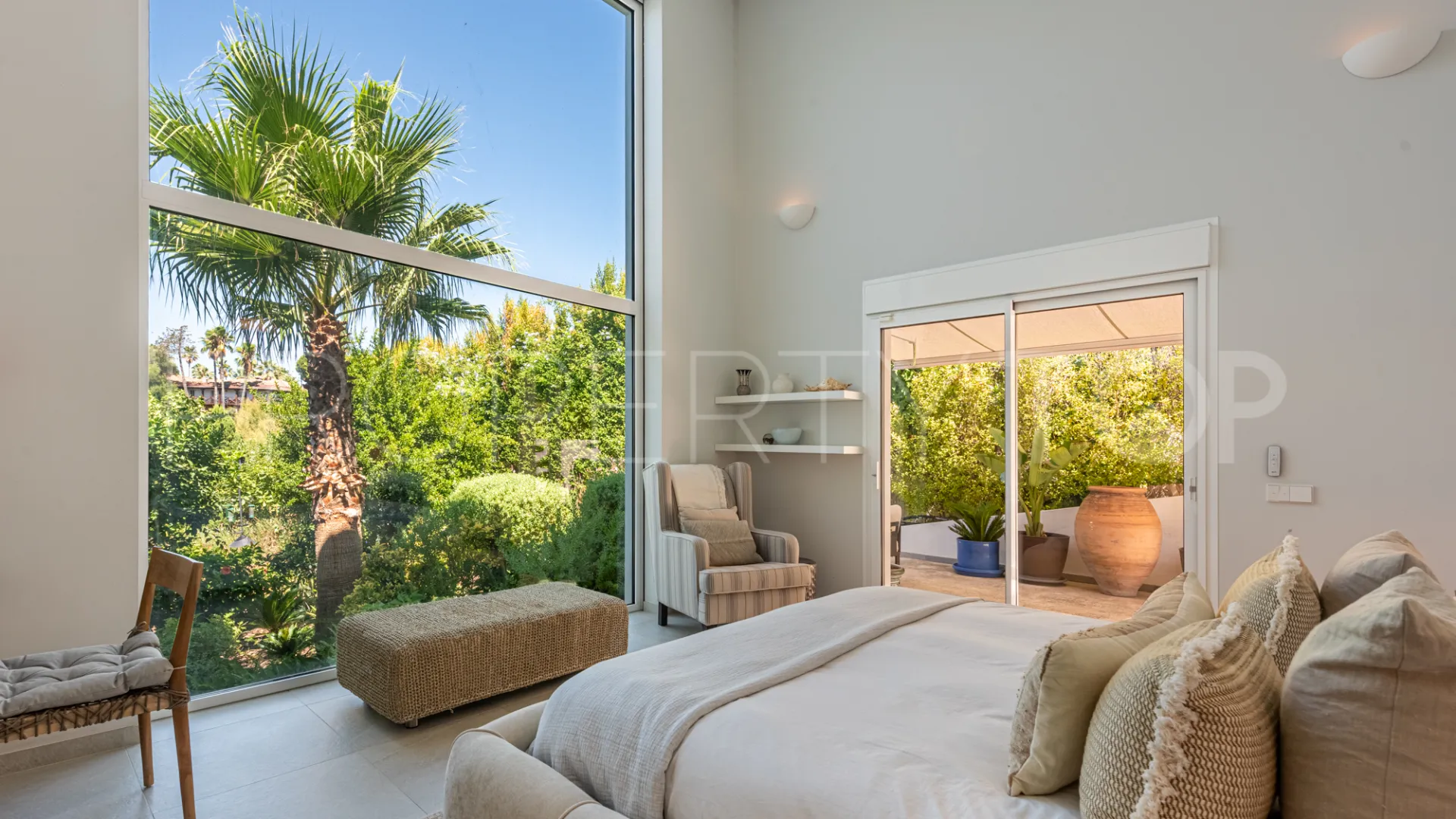 Villa a la venta de 5 dormitorios en Sotogrande Costa