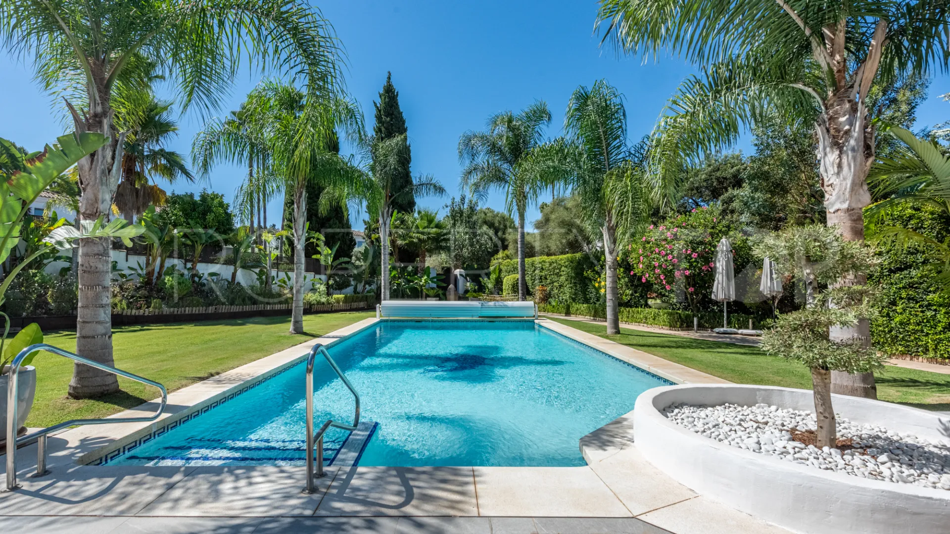 Villa a la venta de 5 dormitorios en Sotogrande Costa