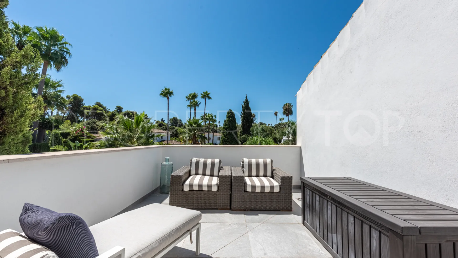 Villa a la venta de 5 dormitorios en Sotogrande Costa