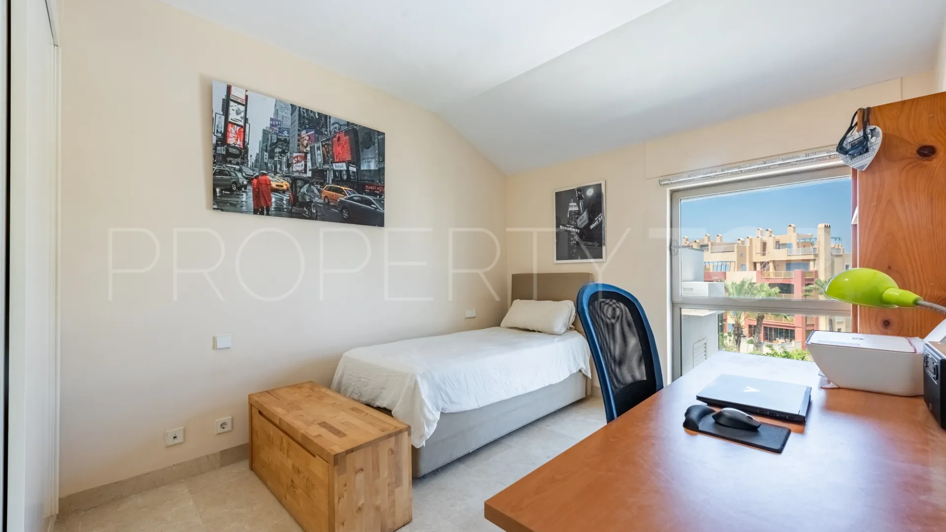 Marina de Sotogrande, atico duplex con 4 dormitorios a la venta