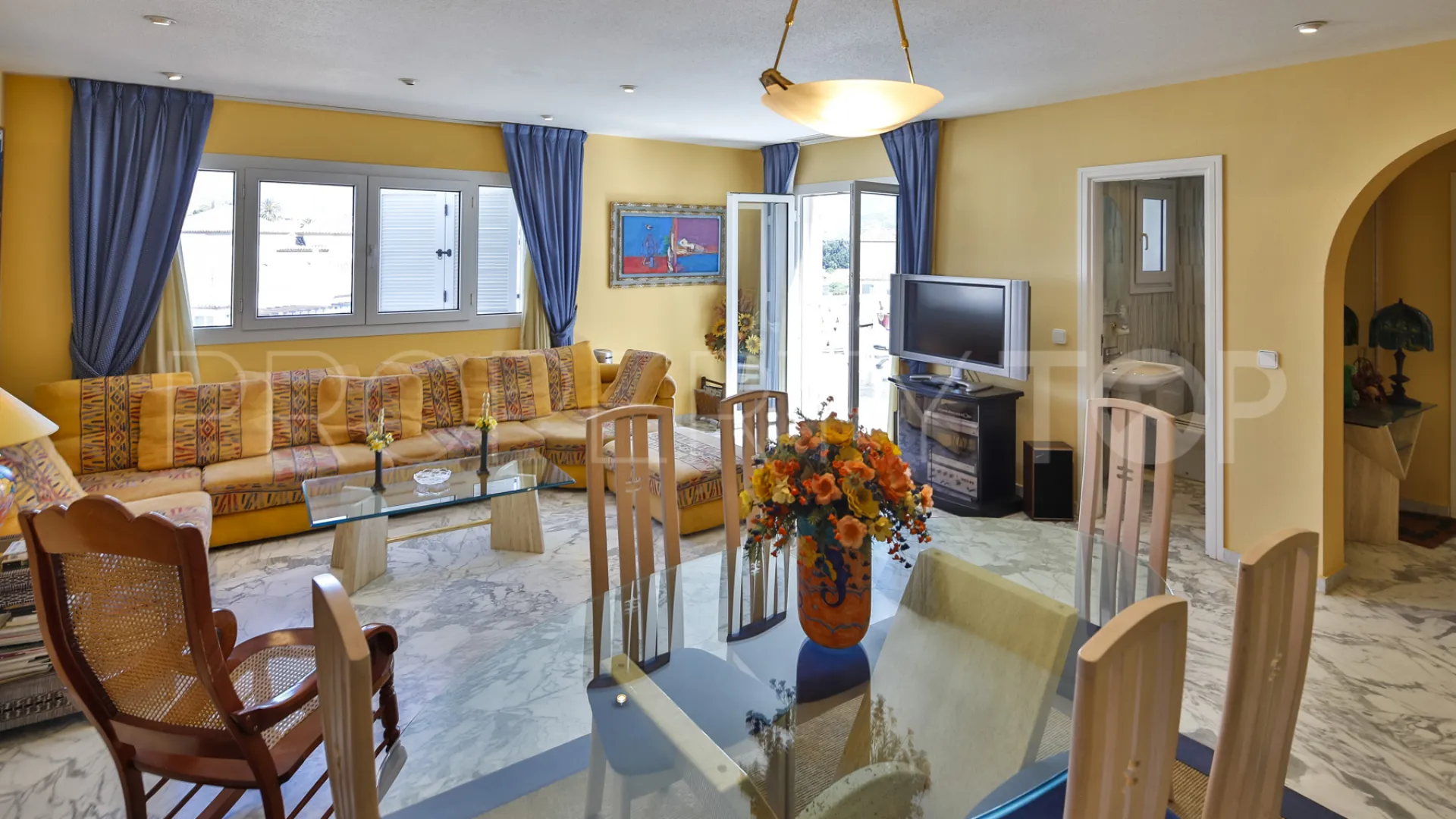 Playas del Duque, Ático en venta de 2 dormitorios