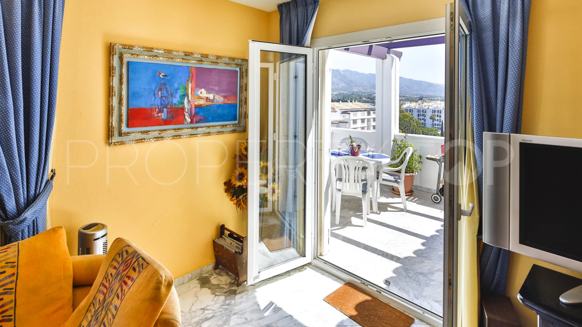 Playas del Duque, Ático en venta de 2 dormitorios