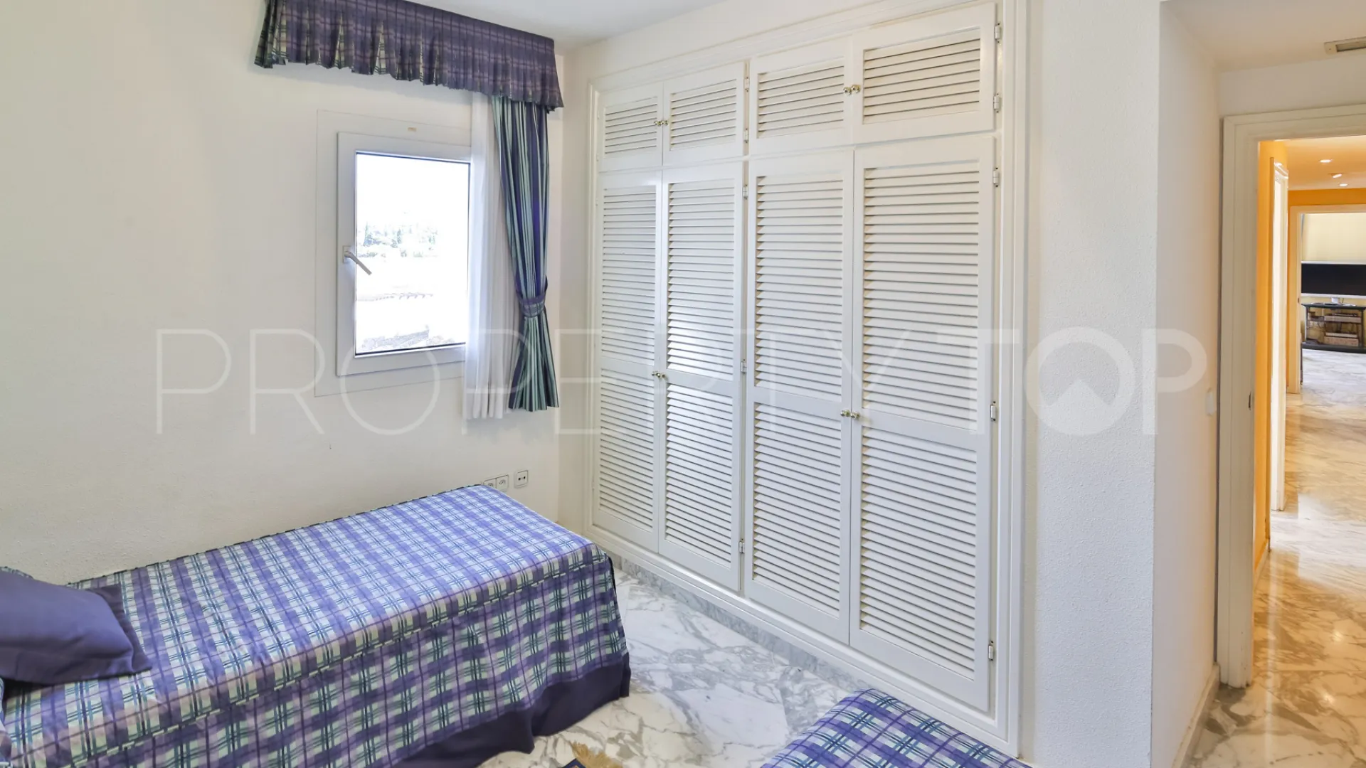 Playas del Duque, Ático en venta de 2 dormitorios