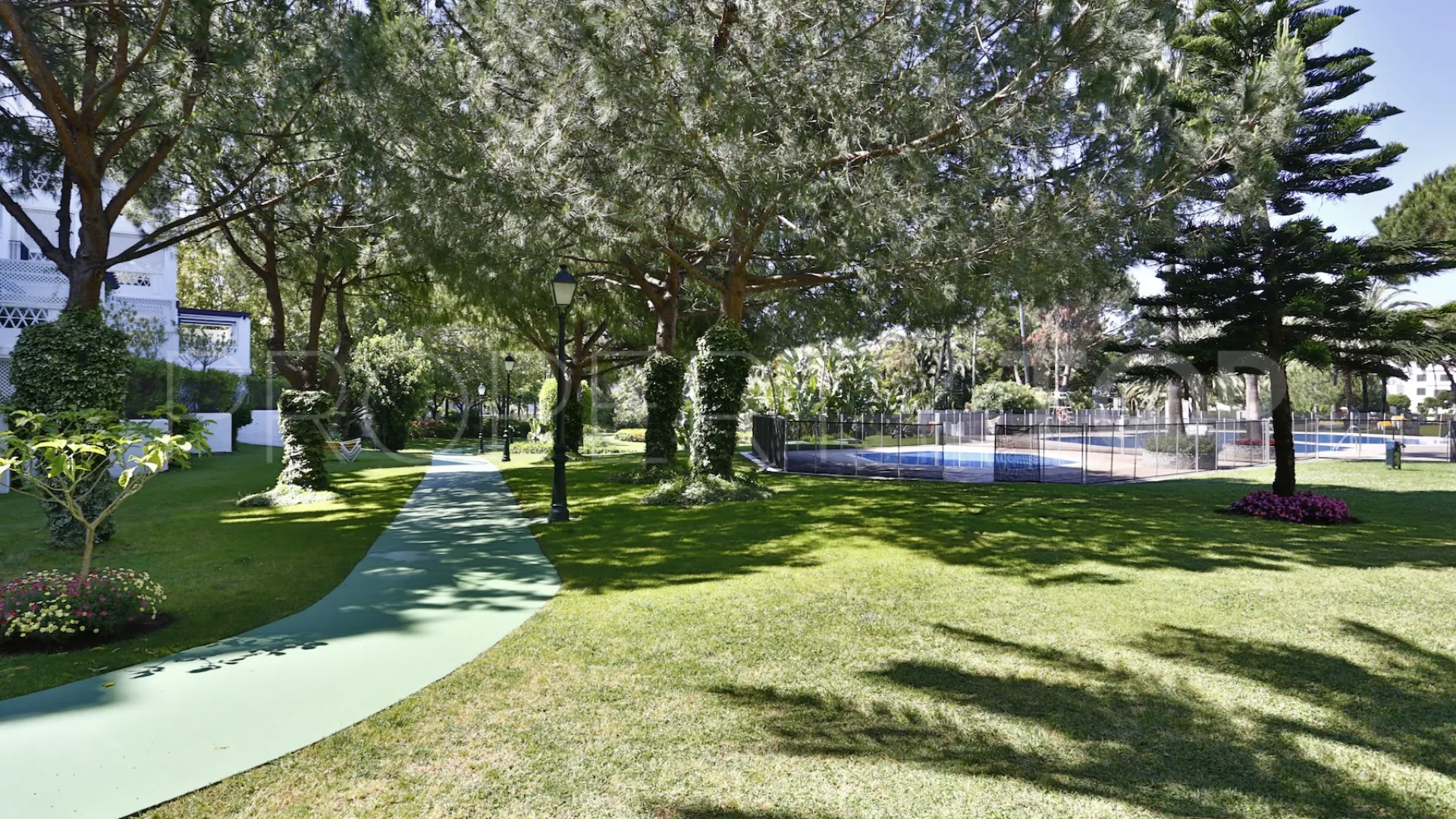 Playas del Duque, Ático en venta de 2 dormitorios