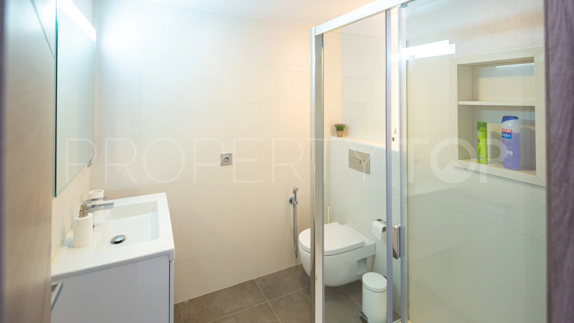 Puerto apartment for sale