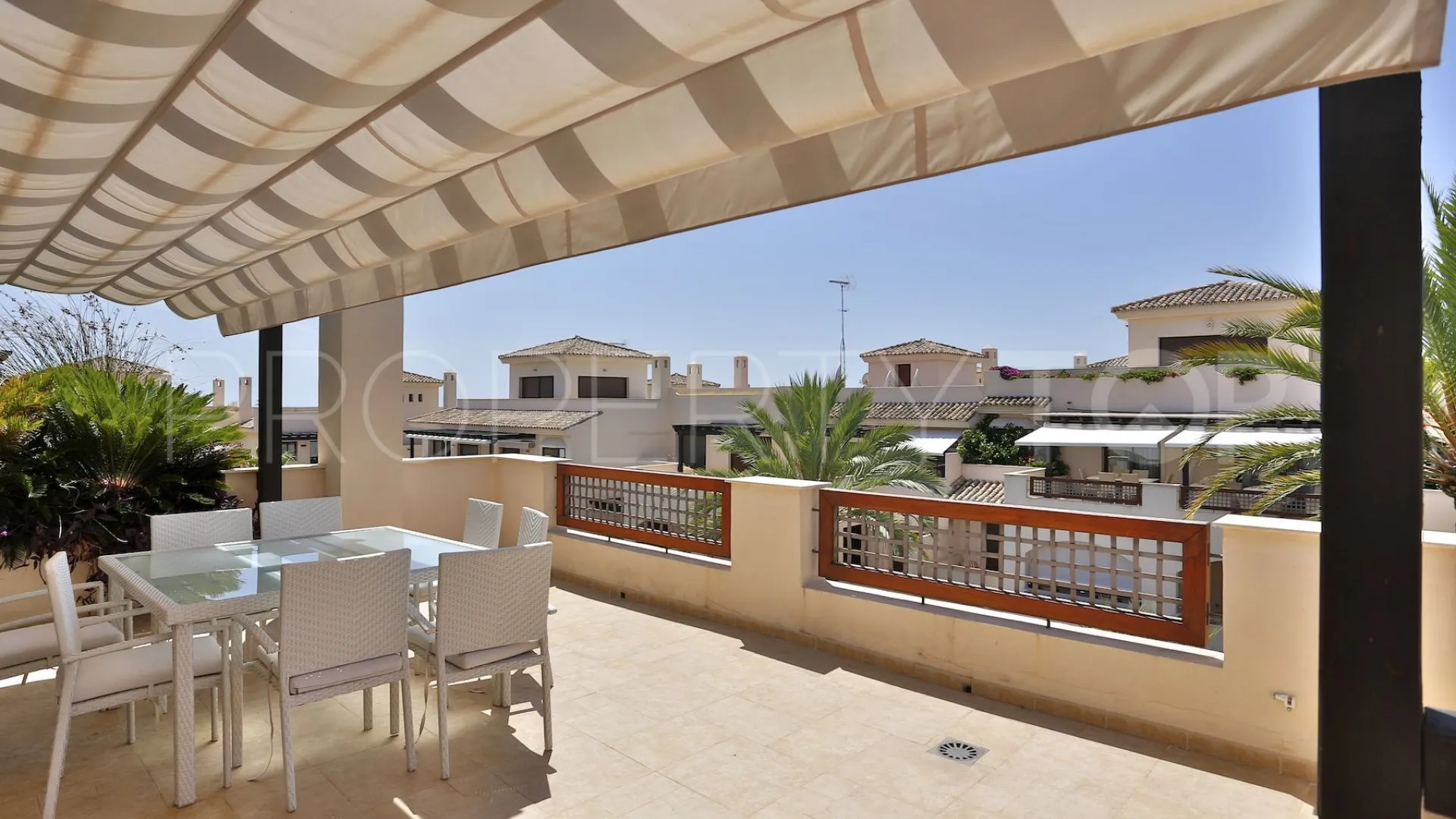Nueva Andalucia 2 bedrooms penthouse for sale
