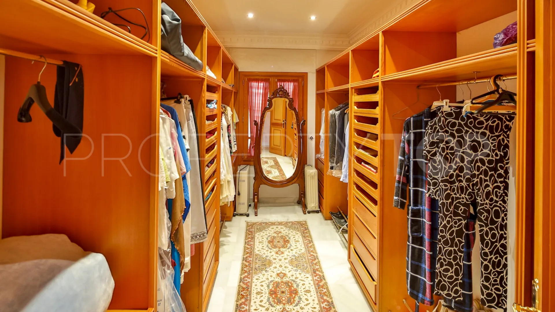 Cabopino villa for sale
