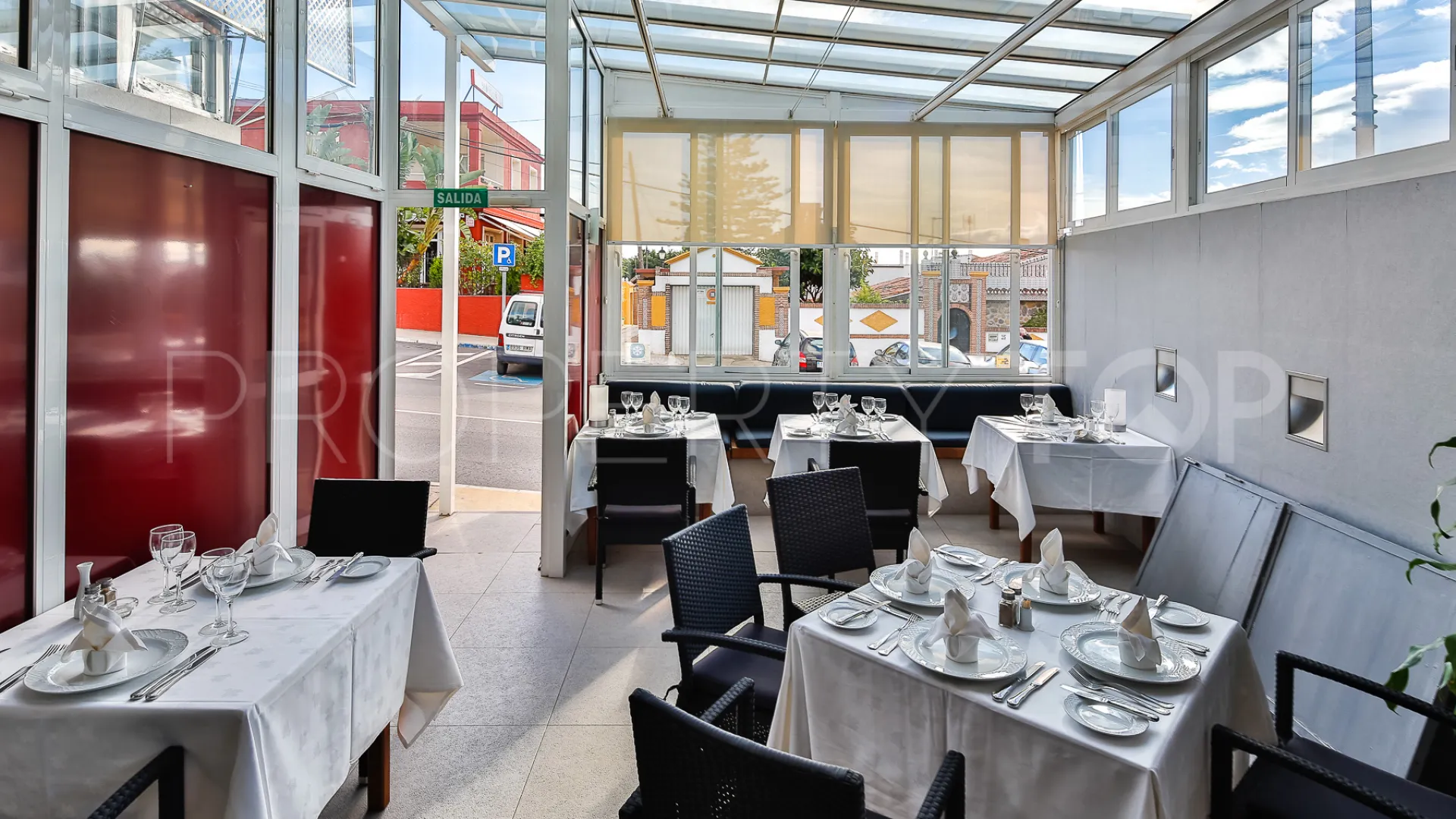 Buy 3 bedrooms restaurant in La Campana