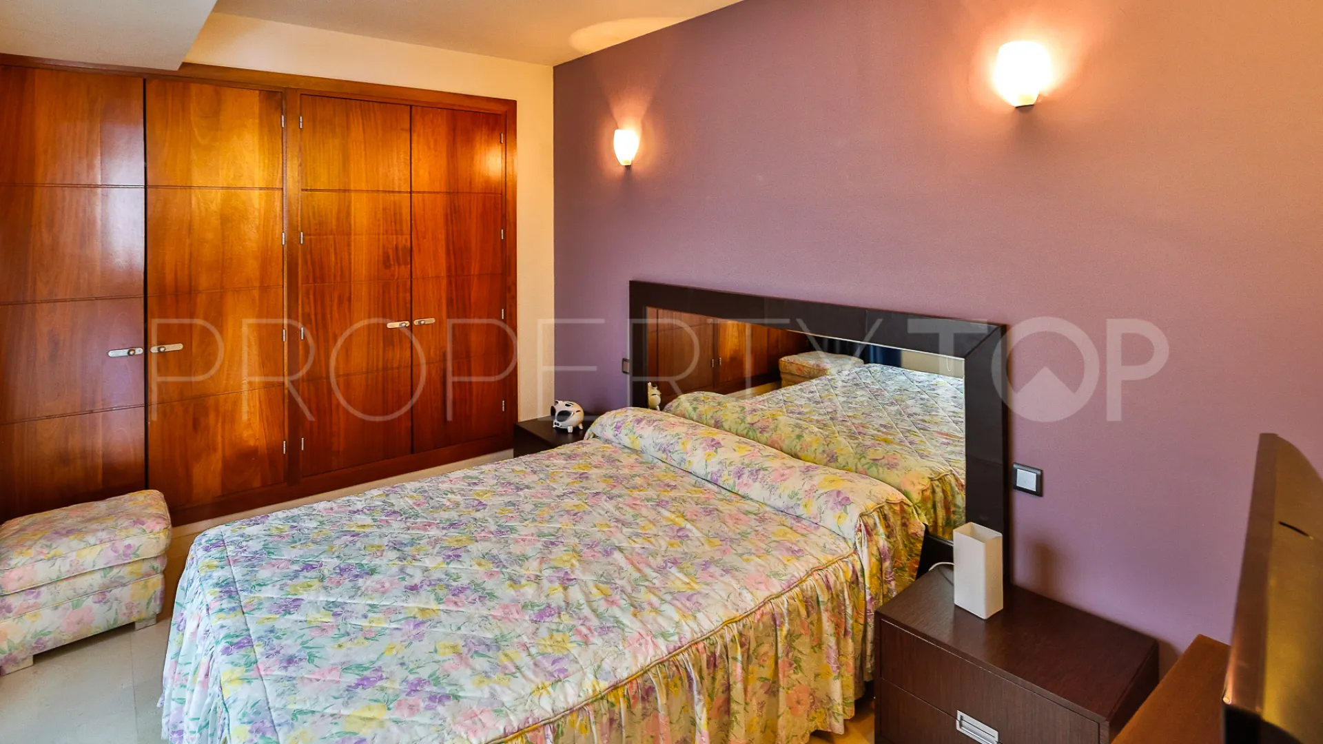 Buy 3 bedrooms restaurant in La Campana