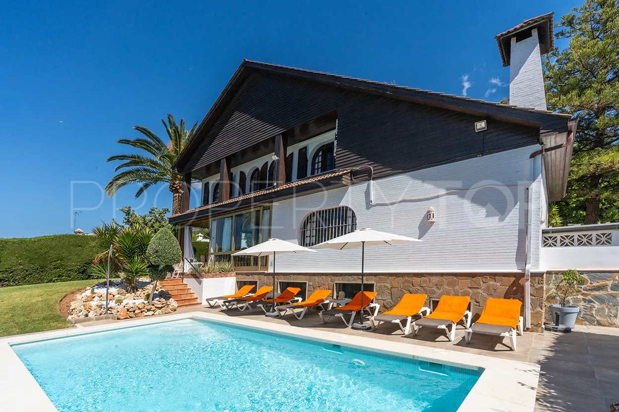 Villa en venta con 7 dormitorios en Huerta del Prado