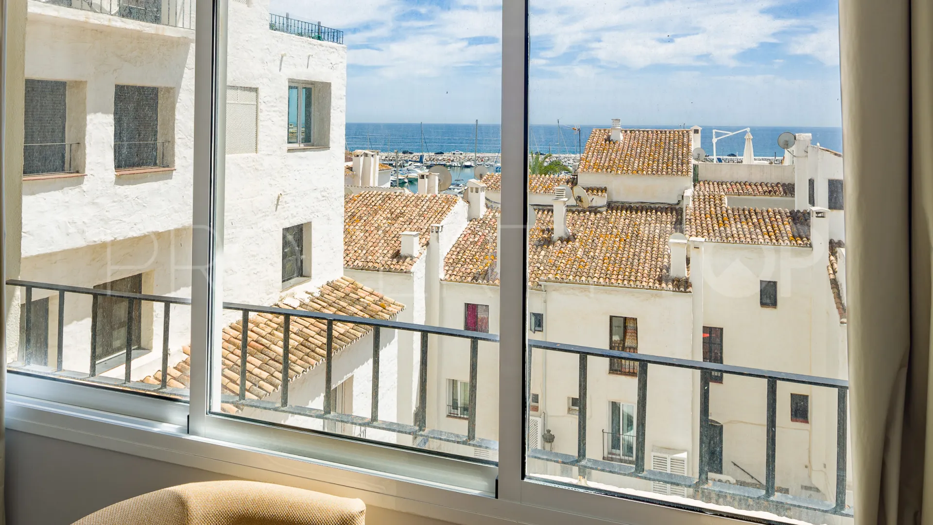 Se vende apartamento en Puerto con 2 dormitorios