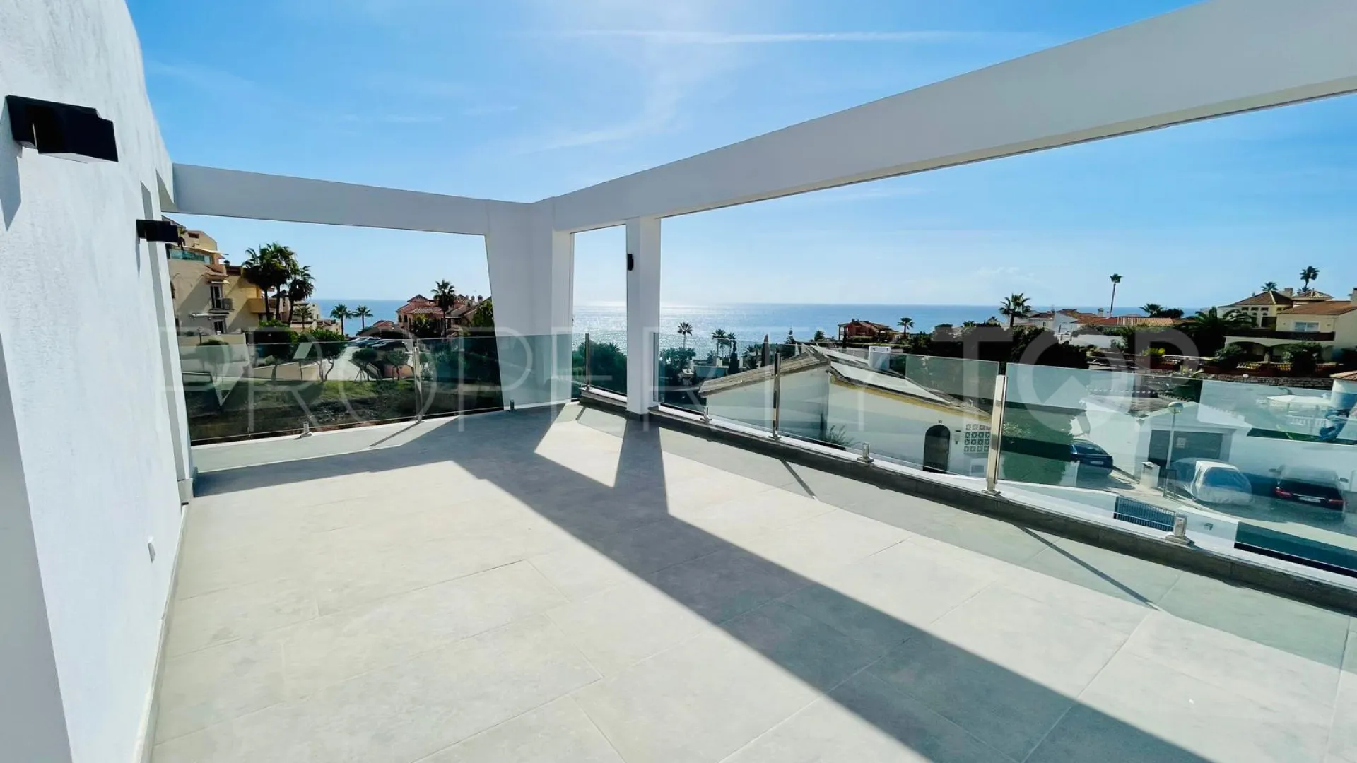 Villa con 5 dormitorios a la venta en Mijas Costa