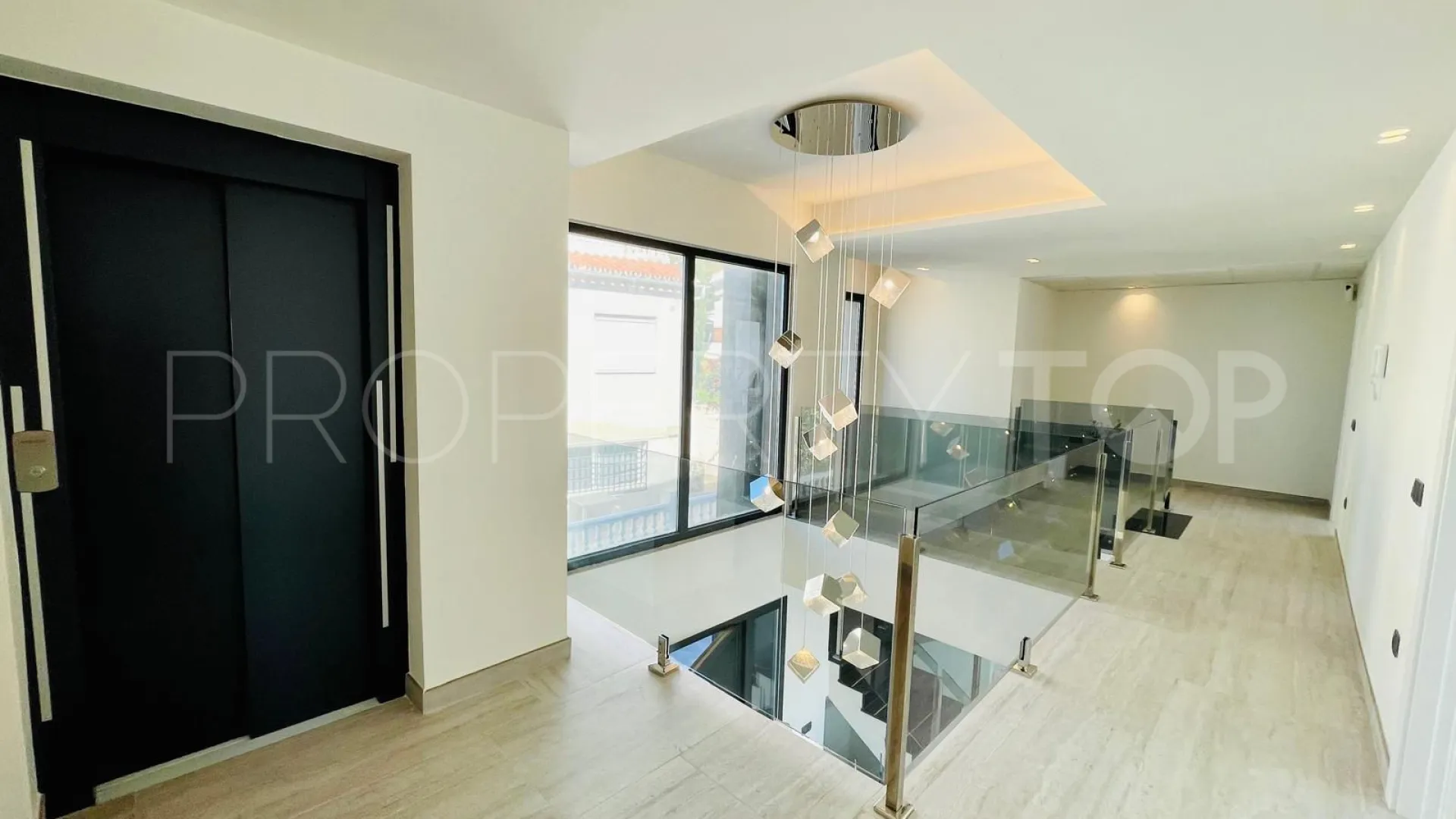 Villa con 5 dormitorios a la venta en Mijas Costa