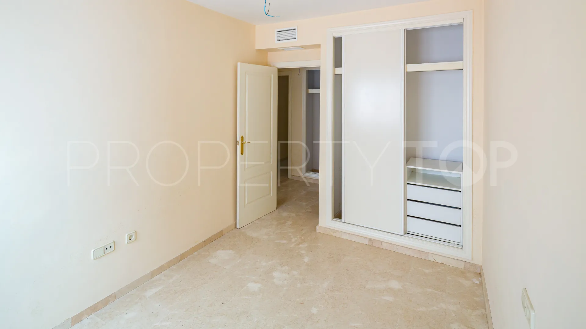Costalita del Mar, apartamento planta baja en venta de 5 dormitorios