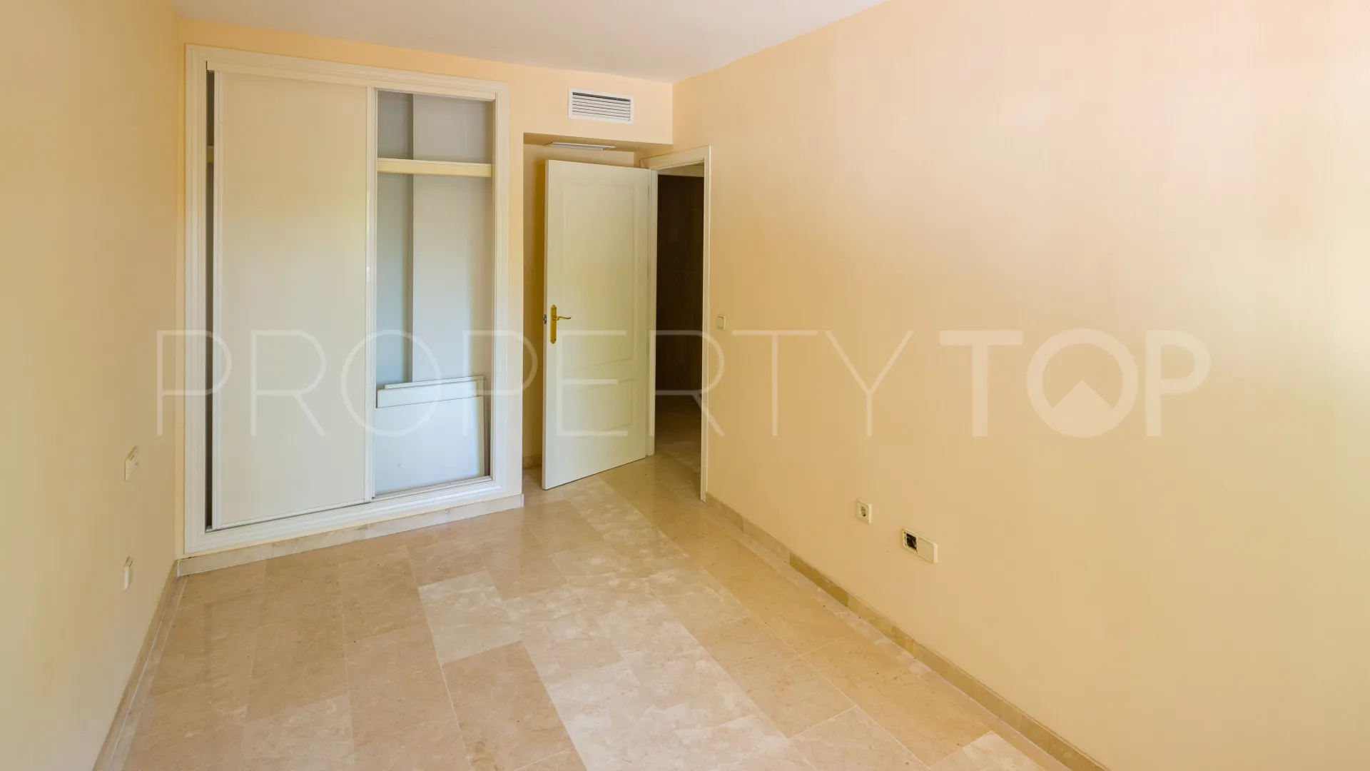 Costalita del Mar, apartamento planta baja en venta de 5 dormitorios