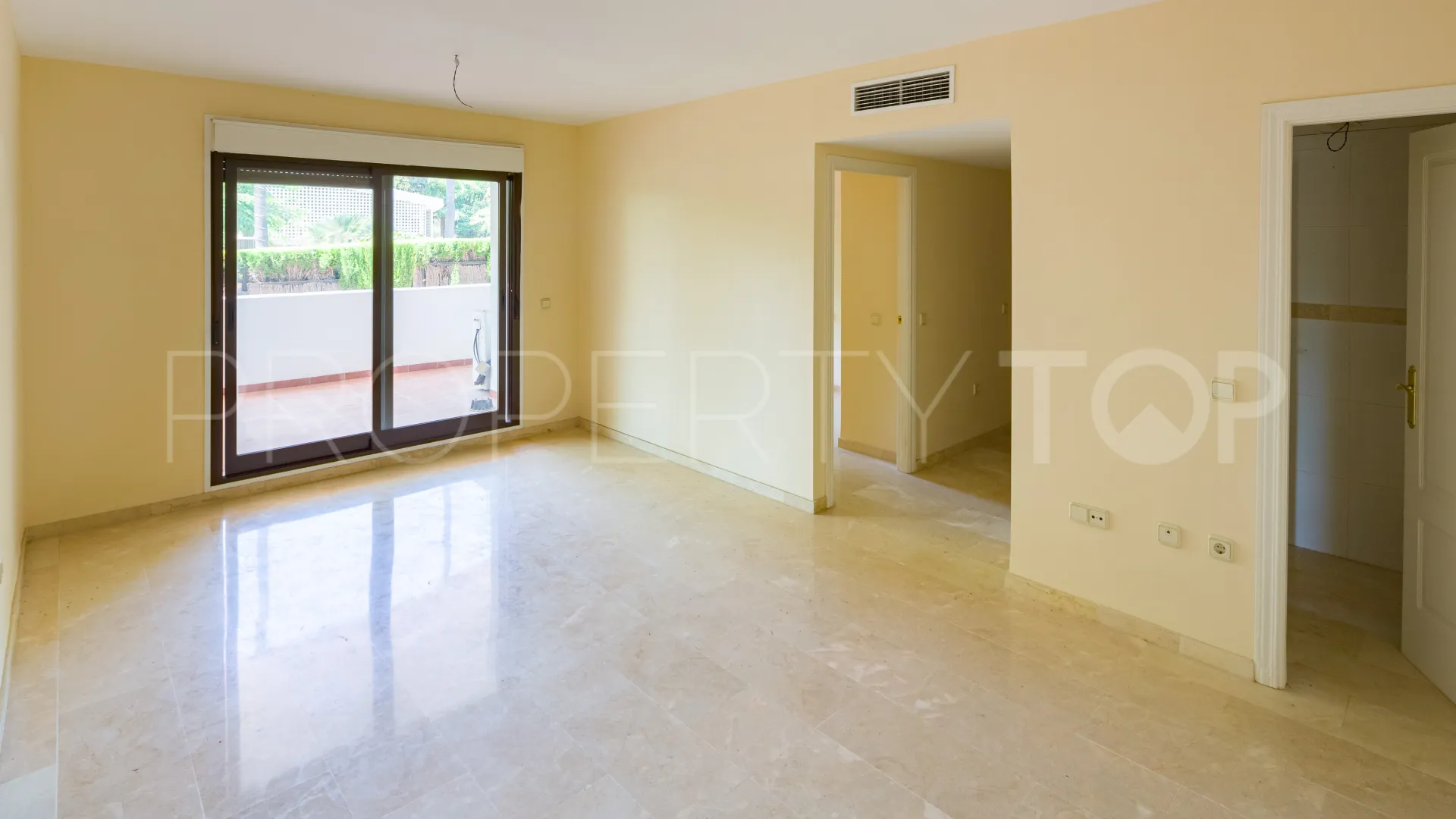 Costalita del Mar, apartamento planta baja en venta de 5 dormitorios