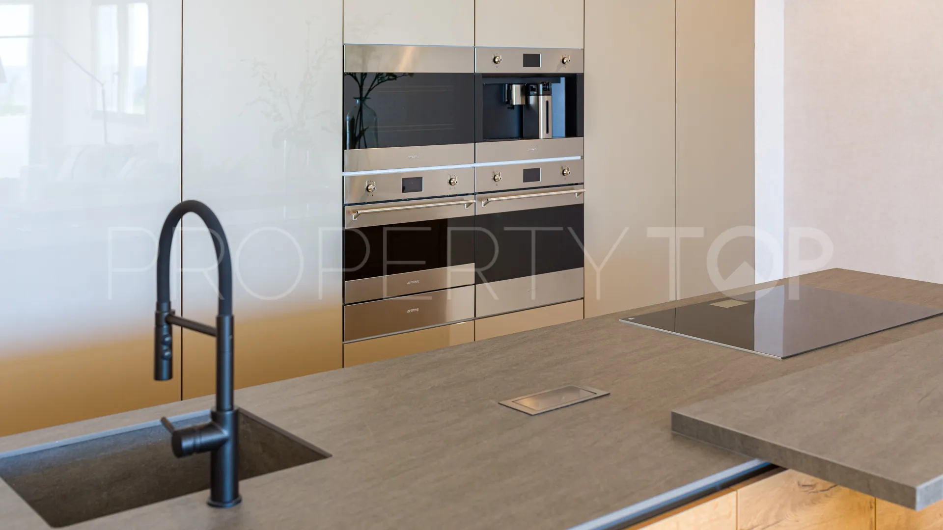 Marbella - Puerto Banus, apartamento a la venta de 4 dormitorios