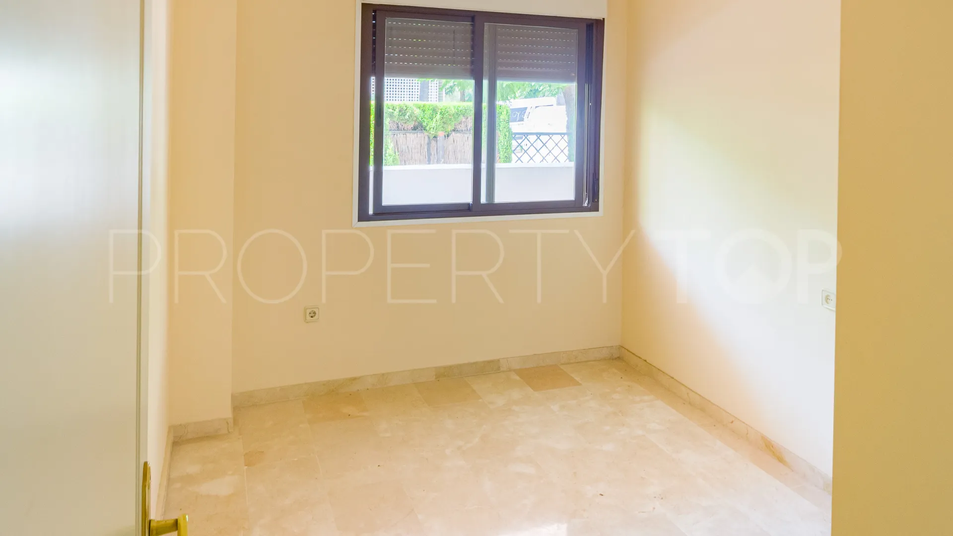 Apartamento planta baja en venta de 2 dormitorios en Costalita del Mar