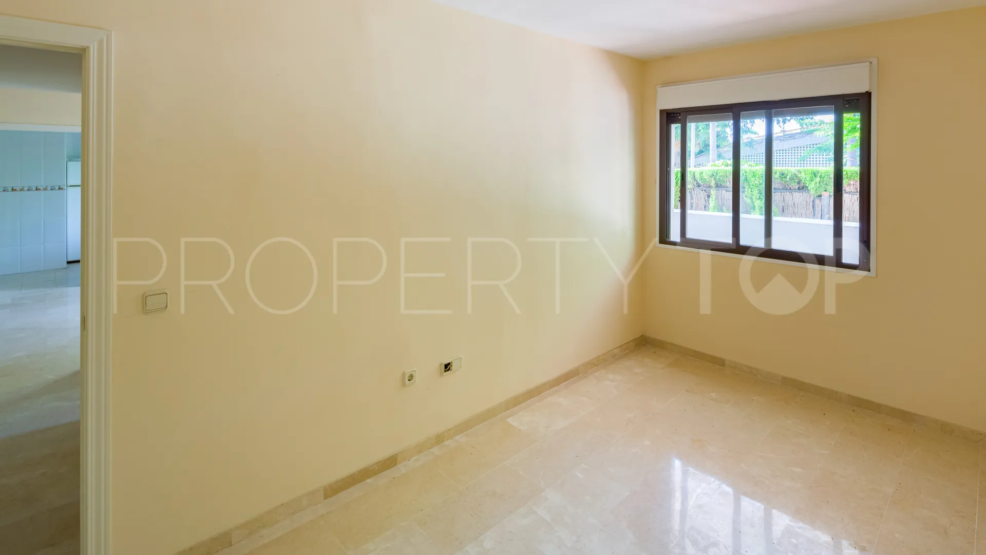 Apartamento planta baja en venta de 2 dormitorios en Costalita del Mar